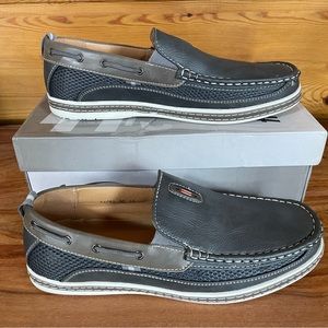 Frenchic Men’s Size 10 Gray loafers - leather.